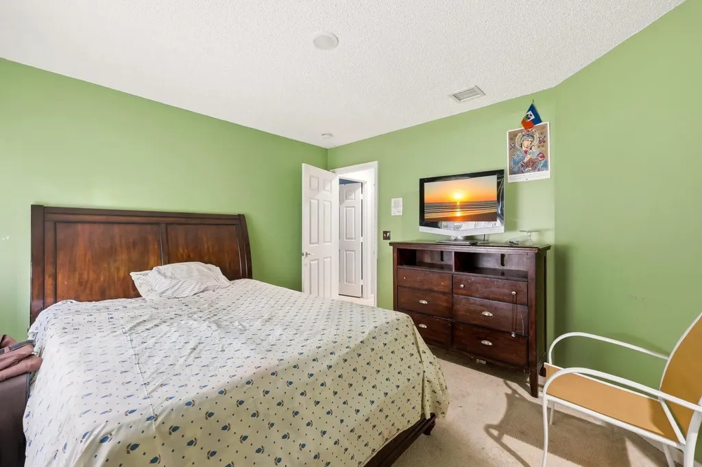 1327 Isleworth Court Royal Palm Beach FL 33411