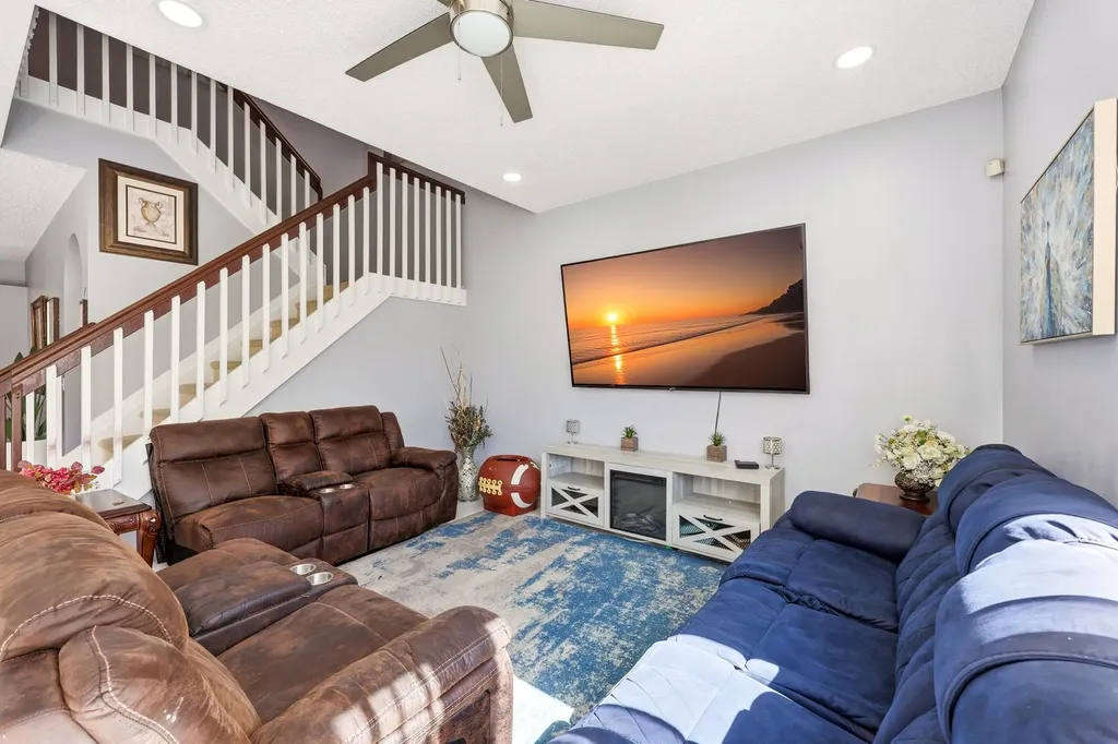 1327 Isleworth Court Royal Palm Beach FL 33411