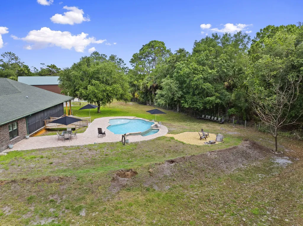 32801 N Us Highway 441 N Okeechobee FL 34972