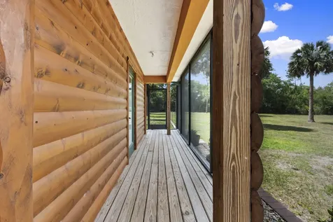 32801 N Us Highway 441 N Okeechobee FL 34972