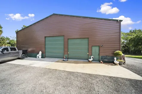 32801 N Us Highway 441 N Okeechobee FL 34972
