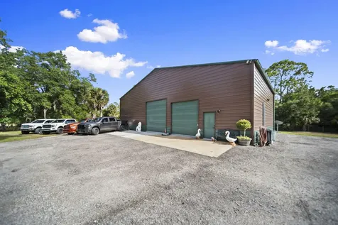 32801 N Us Highway 441 N Okeechobee FL 34972