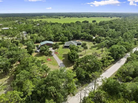 32801 N Us Highway 441 N Okeechobee FL 34972