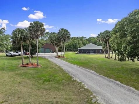 32801 N Us Highway 441 N Okeechobee FL 34972