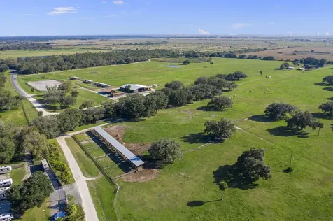 32801 N Us Highway 441 N Okeechobee FL 34972