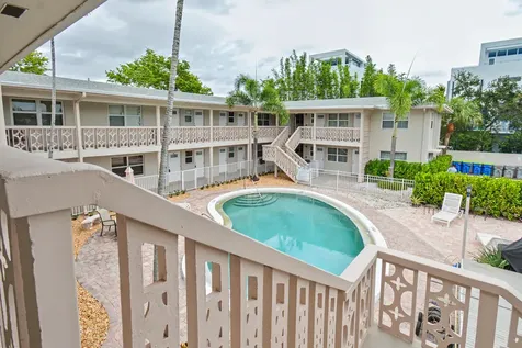 2701 NE 1st Street Pompano Beach FL 33062