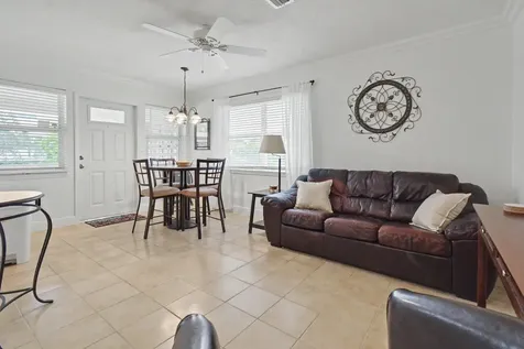 2701 NE 1st Street Pompano Beach FL 33062