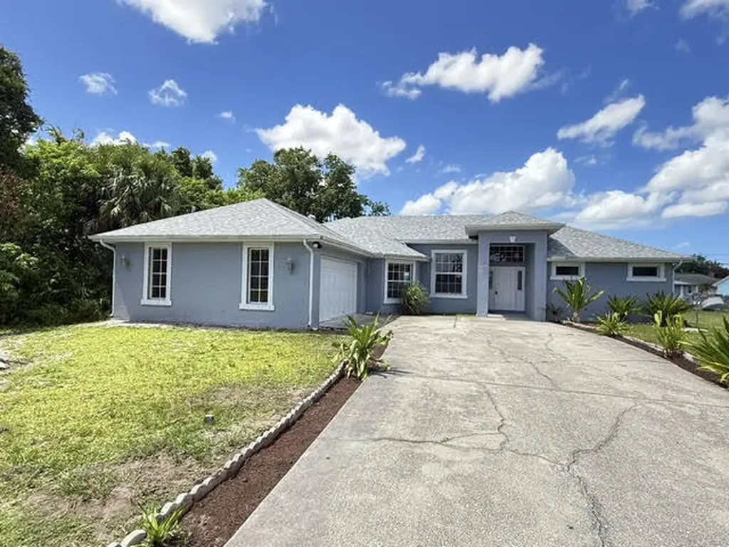1319 SW Granville Avenue Port St Lucie FL 34953