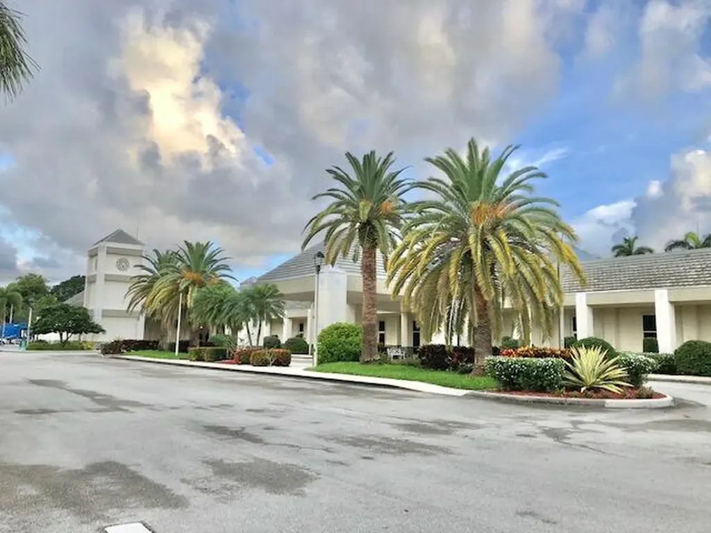 2613 Nassau Bend Coconut Creek FL 33066