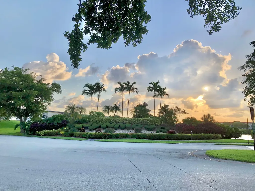 2613 Nassau Bend Coconut Creek FL 33066
