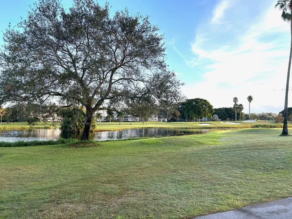 2613 Nassau Bend Coconut Creek FL 33066
