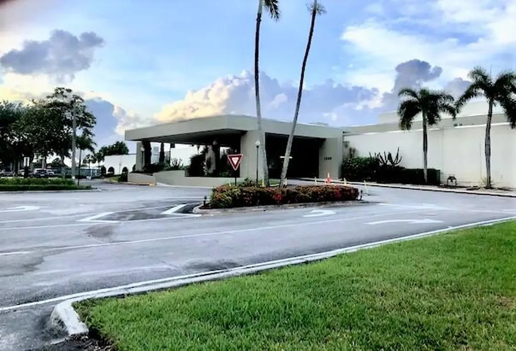 2613 Nassau Bend Coconut Creek FL 33066