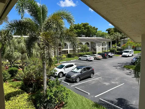 2613 Nassau Bend Coconut Creek FL 33066