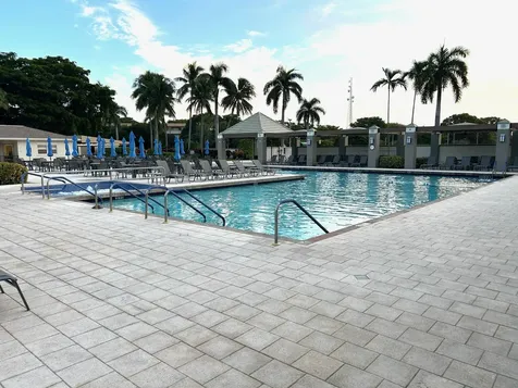2613 Nassau Bend Coconut Creek FL 33066
