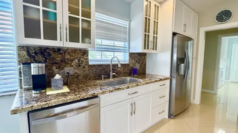 7735 Pine Island Way West Palm Beach FL 33411