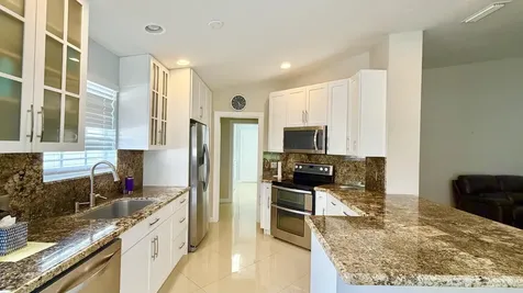 7735 Pine Island Way West Palm Beach FL 33411