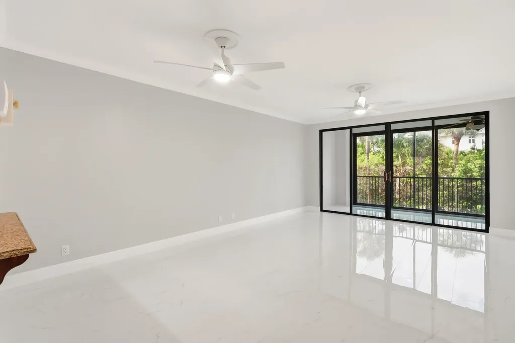 220 Lake Drive Palm Beach Shores FL 33404