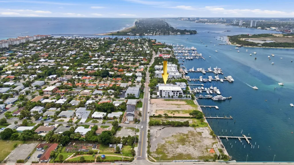 220 Lake Drive Palm Beach Shores FL 33404