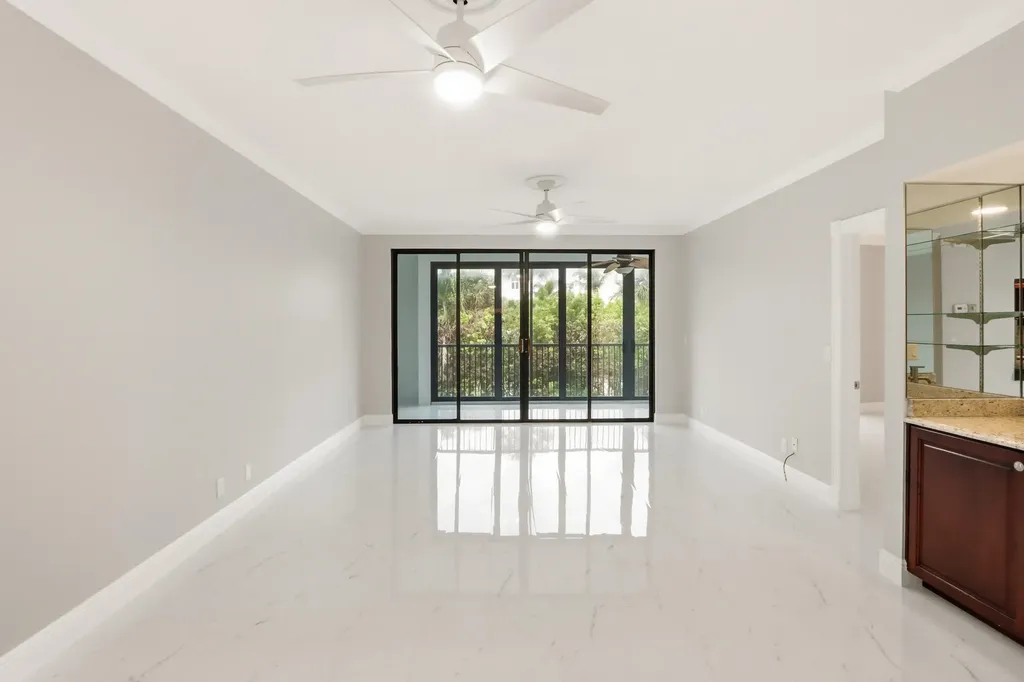 220 Lake Drive Palm Beach Shores FL 33404