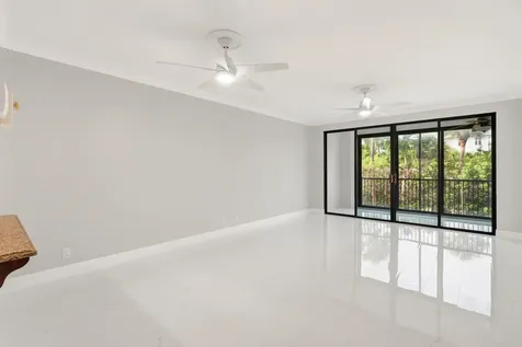 220 Lake Drive Palm Beach Shores FL 33404