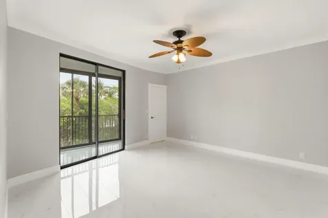 220 Lake Drive Palm Beach Shores FL 33404