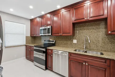 220 Lake Drive Palm Beach Shores FL 33404