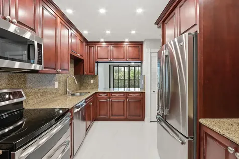 220 Lake Drive Palm Beach Shores FL 33404