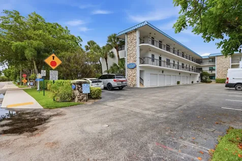 220 Lake Drive Palm Beach Shores FL 33404