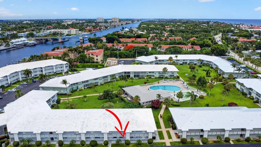 5520 N Ocean Boulevard N Ocean Ridge FL 33435