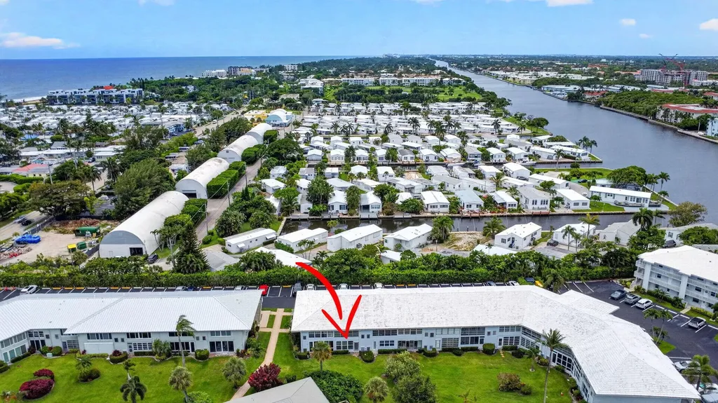 5520 N Ocean Boulevard N Ocean Ridge FL 33435