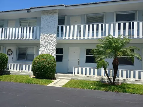 5520 N Ocean Boulevard N Ocean Ridge FL 33435