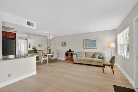 5520 N Ocean Boulevard N Ocean Ridge FL 33435