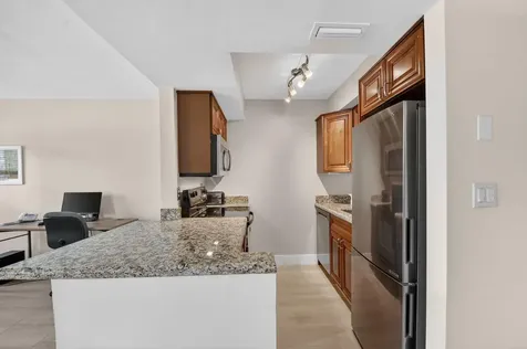 5520 N Ocean Boulevard N Ocean Ridge FL 33435