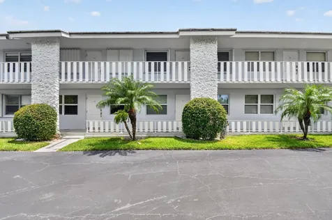5520 N Ocean Boulevard N Ocean Ridge FL 33435