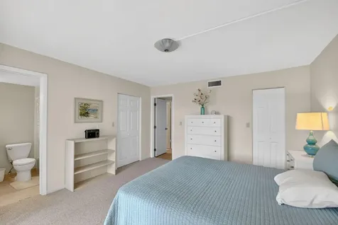 5520 N Ocean Boulevard N Ocean Ridge FL 33435