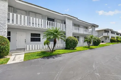 5520 N Ocean Boulevard N Ocean Ridge FL 33435