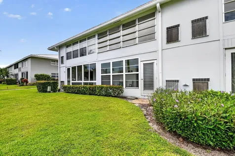5520 N Ocean Boulevard N Ocean Ridge FL 33435