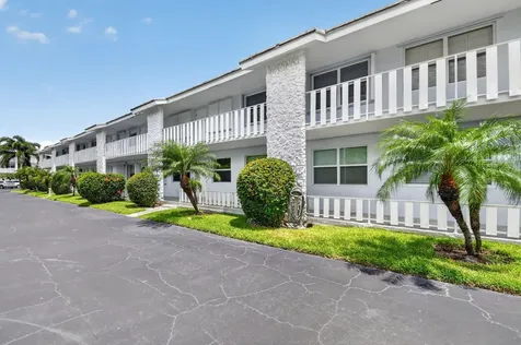 5520 N Ocean Boulevard N Ocean Ridge FL 33435