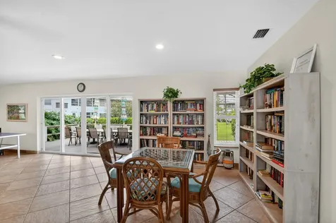 5520 N Ocean Boulevard N Ocean Ridge FL 33435