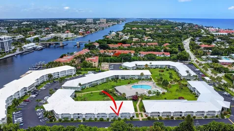 5520 N Ocean Boulevard N Ocean Ridge FL 33435