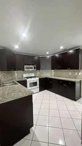 13389 NW 7th Street Plantation FL 33325
