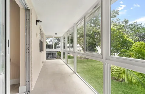 168 Farnham Deerfield Beach FL 33442