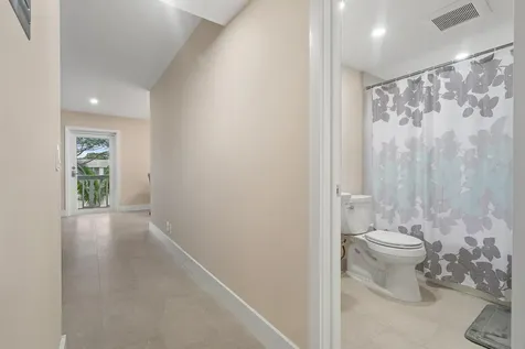 168 Farnham Deerfield Beach FL 33442