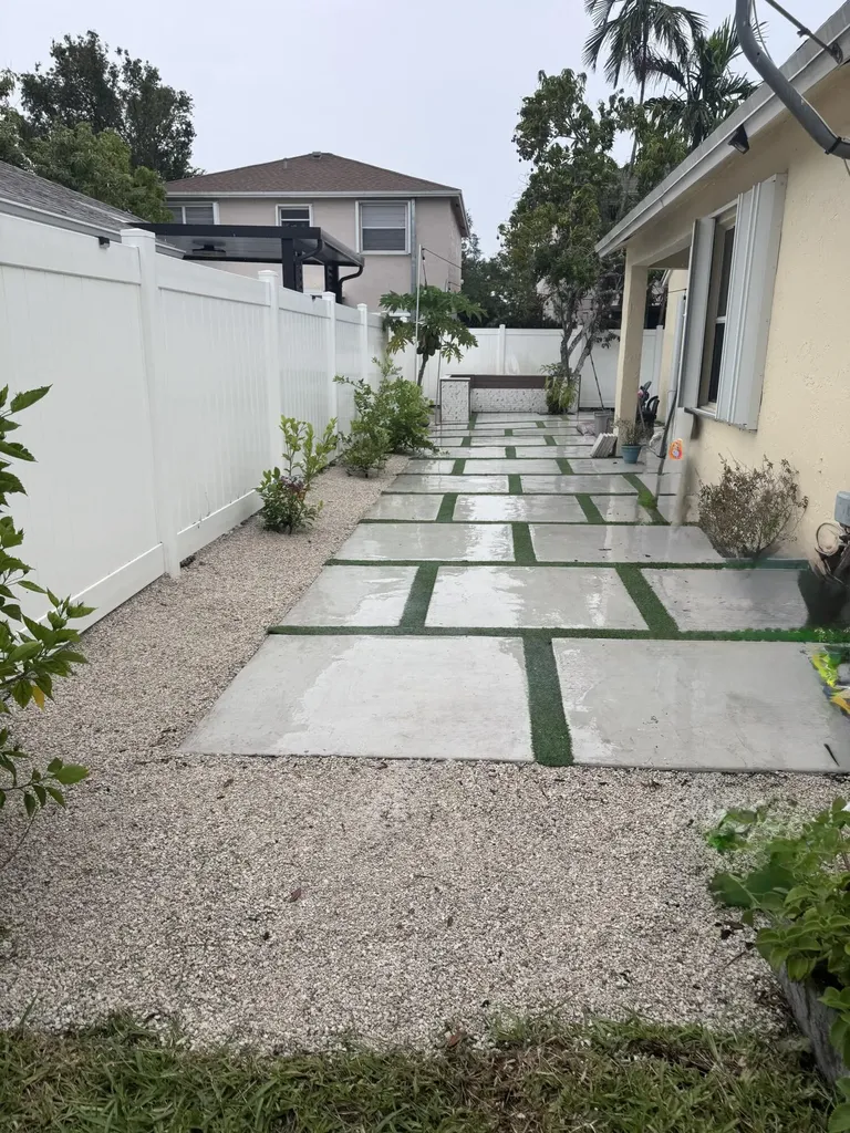 11747 NW 12th Street Pembroke Pines FL 33026