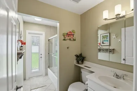 13149 NW 11th Place Sunrise FL 33323