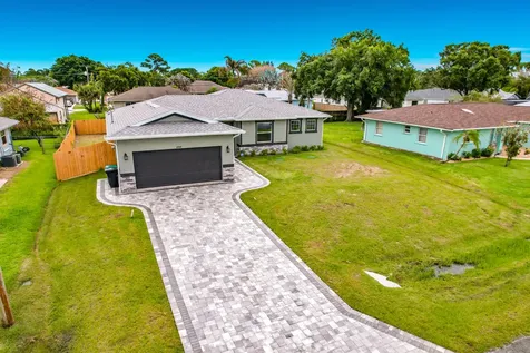 6006 Cassia Drive Fort Pierce FL 34982