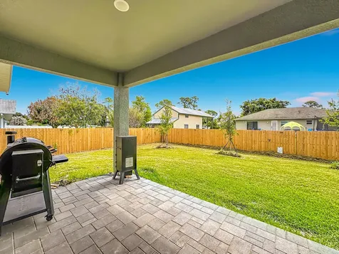 6006 Cassia Drive Fort Pierce FL 34982