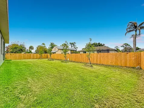 6006 Cassia Drive Fort Pierce FL 34982