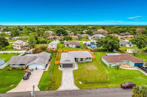 6006 Cassia Drive Fort Pierce FL 34982
