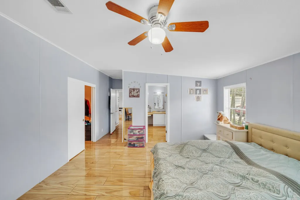 59 Plantation Boulevard Lake Worth FL 33467